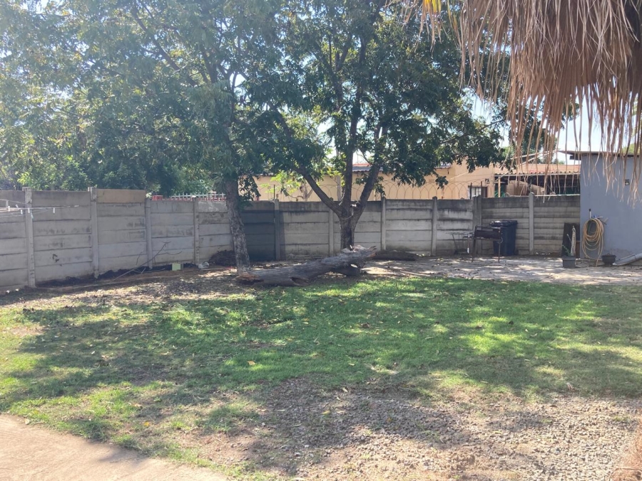 3 Bedroom Property for Sale in Oos Einde North West